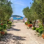 Πάρκο διακοπών Olive Garden 3*