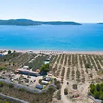 Πάρκο διακοπών Olive Garden 3*