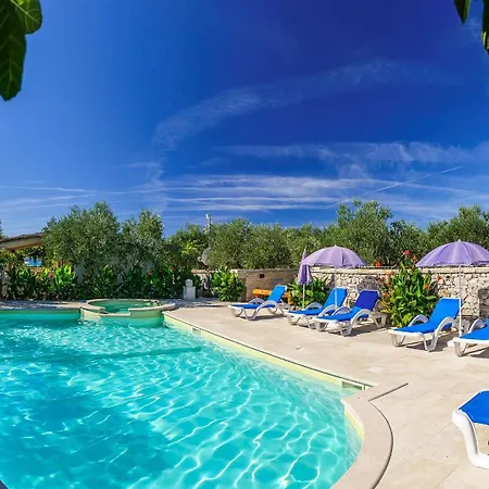 Mobile Homes Olive Garden Parco vacanze 3*