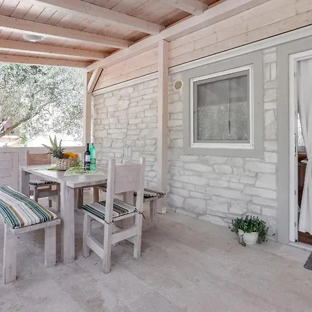 Mobile Homes Olive Garden Ядрия