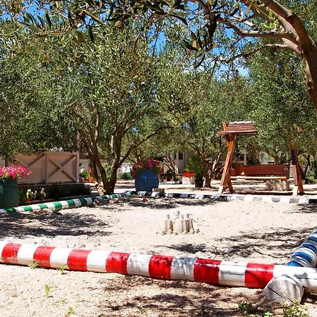 Mobile Homes Olive Garden Jadrija