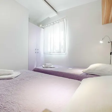 Mobile Homes Olive Garden 3* Jadrija