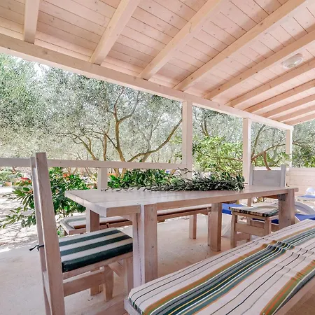 База отдыха Mobile Homes Olive Garden 3*