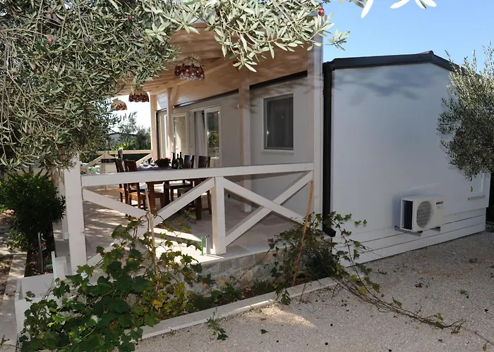 Parco vacanze Mobile Homes Olive Garden 3*
