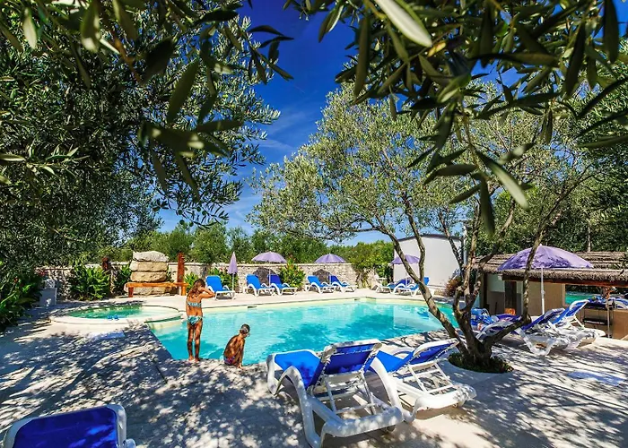 Parco vacanze Mobile Homes Olive Garden 3*