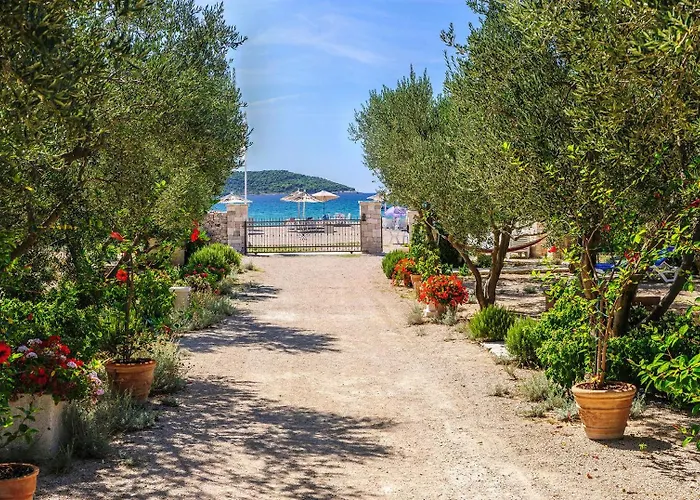 Park za odmor Olive Garden Resort Jadrija 3*