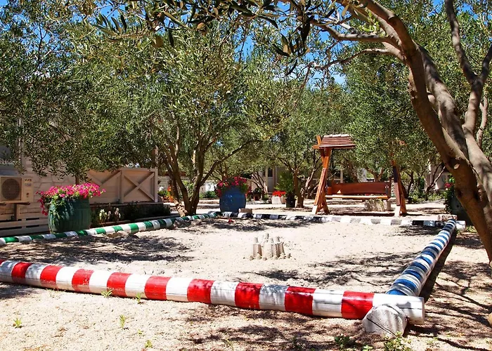 Mobile Homes Olive Garden Jadrija