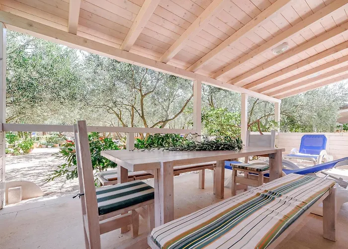 Parco vacanze Mobile Homes Olive Garden 3*